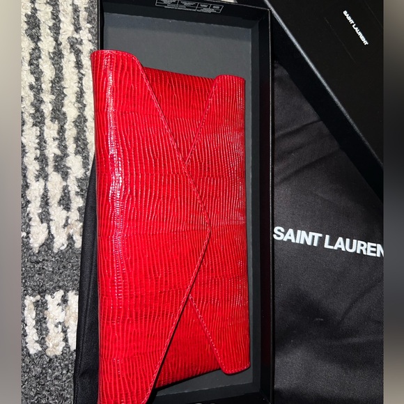 NWT YSL POCHETTE 🎉🎉 - Picture 3 of 9